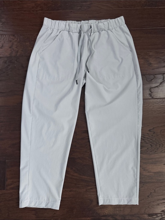 Under Armour Pants - Women's UNDER ARMOUR Ankle Light Gray Drawstring Jogger Pants